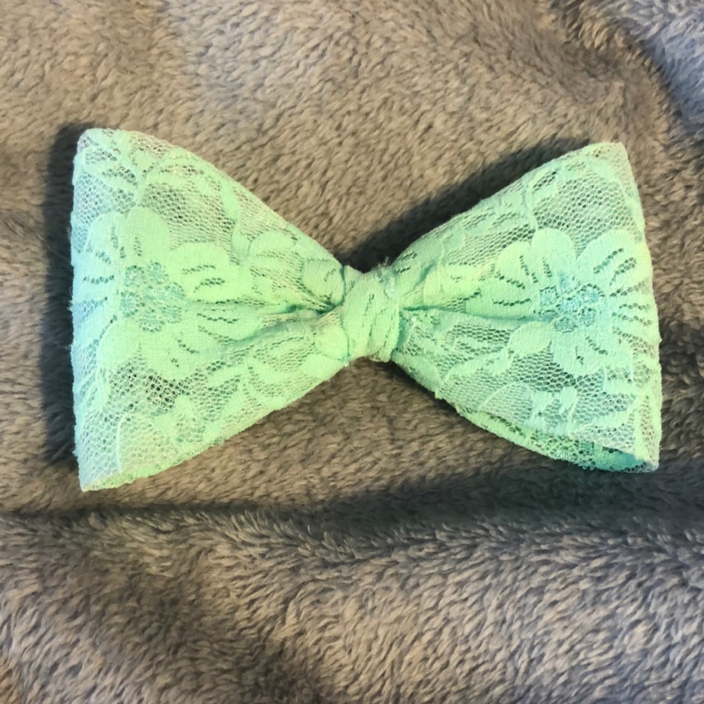 Teal lace hair bow
